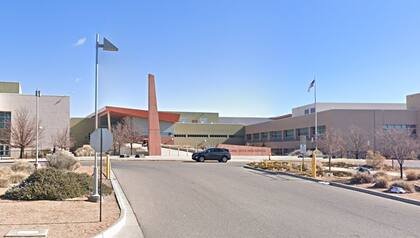 La escuela Volcano Vista High School, donde la estudiante fue herida, se localiza en Albuquerque, Nuevo México