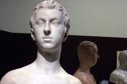 La escultura es el busto del terrateniente escocés, Sir John Gordon (BBC)