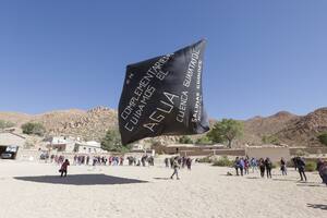 La escultura solar que voló a mediados de enero en las Salinas Grandes de Jujuy, como parte del encuentro impulsado por las comunidades locales y Aerocene