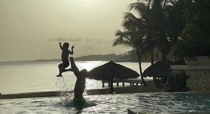 La espectacular postal que capturó Anto Roccuzzo con su esposo, Leo Messi, y su segundo hijo, Mateo