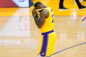 NBA. Los extraños resultados que mandaron a los Lakers a un duro repechaje