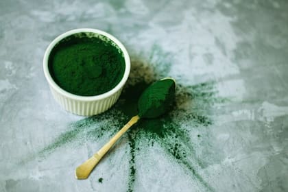 La espirulina, un superalimento con múltiples beneficios