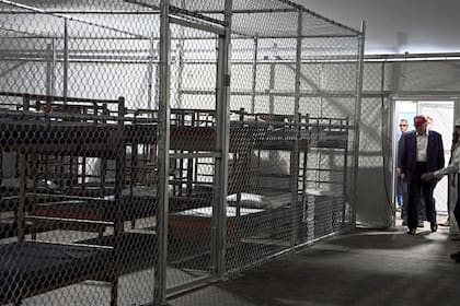 La esposa de Fernando asegura que las condiciones de Alligator Alcatraz son precarias