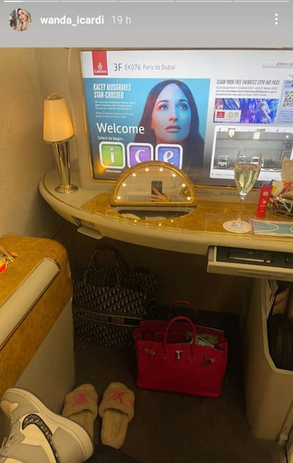 La esposa de Mauro Icardi, en camino a Dubái