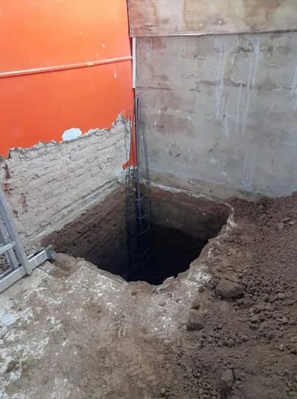 La esquina de la escuela número 40 donde encontraron la "cápsula del tiempo" de finales de la década de 1940.
