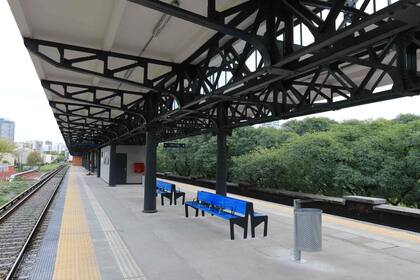 La estación 3 de Febrero del tren Mitre fue renovada.