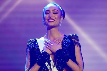 La estadounidense R’Bonney Gabriel se convirtió en la nueva Miss Universo