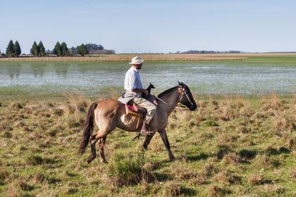La estancia Buena Vista, una de las que permiten asomarse a la rica geografía que rodea a Esquina.