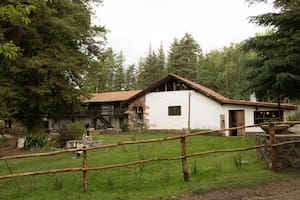 La nueva vida de una vieja estancia con siglos de historia en un paisaje con cascadas y bosques