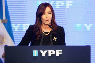 YPF y el peronismo: 30 años de desaciertos