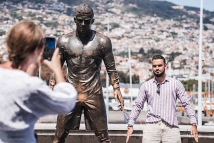 La estatua de Cristiano Ronaldo está en ese lugar hace años y nunca había pasado nada similar