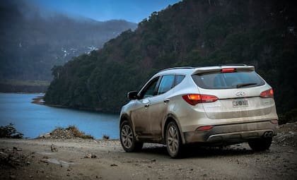 La estética Storm Edge propició líneas más rectas y fluidas tanto en el lateral como en la zona posterior del Santa Fe