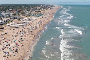 Por qué aumenta la otitis en verano y cómo se la puede evitar, según un especialista