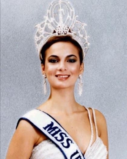 La ex Miss Universo contrajo matrimonio con un tenista mexicano y siguió su vida en México (Instagram/@maritzasayalerof)