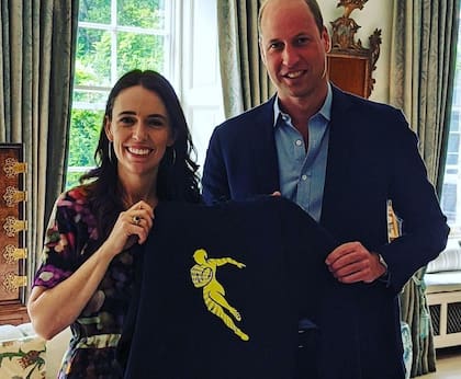 La ex primera ministra de Nueva Zelanda, Jacinda Ardern, y el príncipe Guillermo