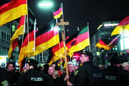 La excusa: la masacre terrorista en la redacción de Charlie Hebdo potenció las marchas de Pegida, liderado por Lutz Bachmann