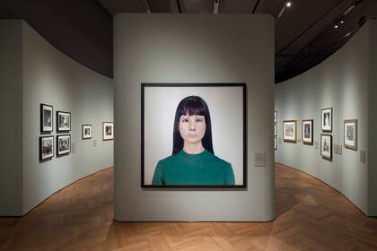 La exhibición Fragile beauty, en Victoria & Albert Museum