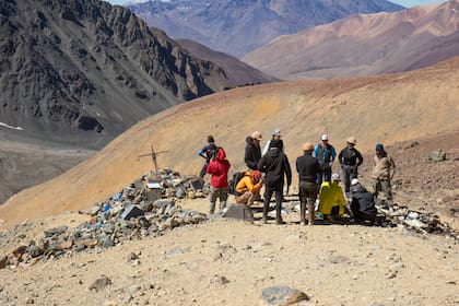 La experiencia hasta el avión de los uruguayos es conmovedora.