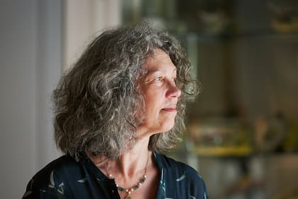 La experta advierte que es complejo para los niños y adolescentes, pero también para los adultos, saber diferenciar la información válida de publicaciones maliciosas