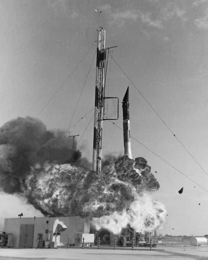 La explosión del Vanguard dio la vuelta al mundo y dejó muy mal parado al programa espacial de Estados Unidos