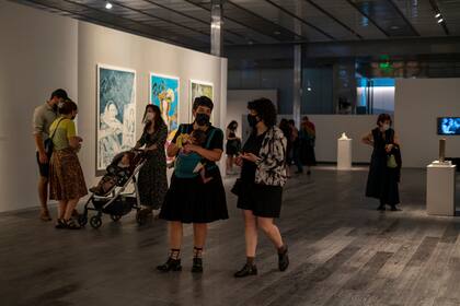 La exposición "Premio Adquisición de Artes Visuales 8M", con las obras ganadoras y otras 78 seleccionadas abre al público este miércoles
