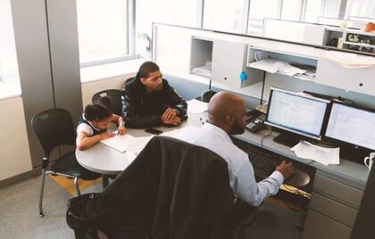 La extensión para Yemen permite que aproximadamente 2300 beneficiarios actuales retengan el TPS