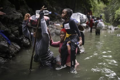 La extorsión, el secuestro y el tráfico de personas en el Darién son habituales (Archivo AP Photo/Ivan Valencia)