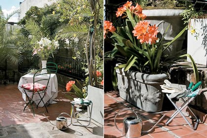 La exuberante vegetación exterior convierte a esta terraza en un cable a tierra en medio de la ciudad. El equipamiento es simple: una mesa y sillas plegables, prácticas y versátiles