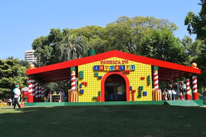 La fábrica de juguetes