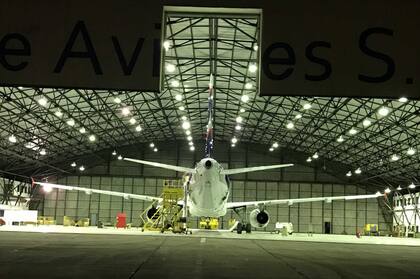 La Fábrica de Aviones certificó ante la Agencia Nacional de Aviación Civil de Brasil; puede brindar mantenimiento a 100 aeronaves que operan en el país