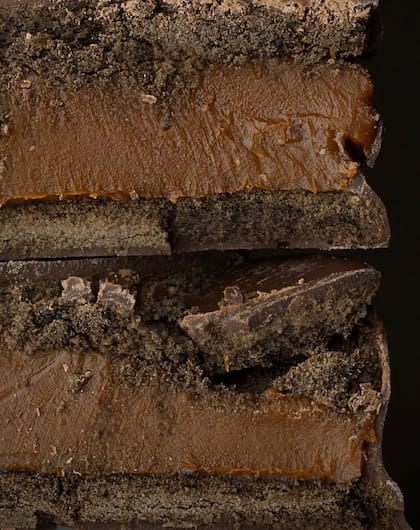 El mejor alfajor del mundo es de dulce de leche y chocolate blanco y se fabrica en Chubut - Image 1