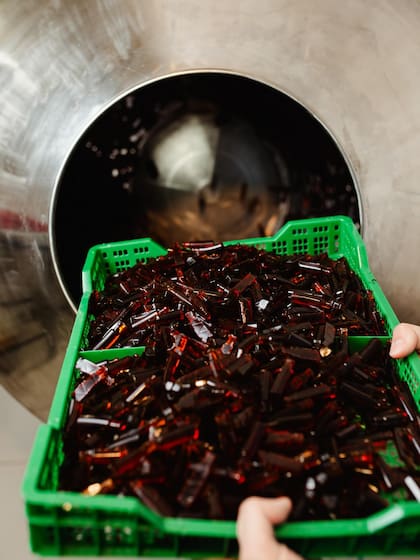 La fabricación de las gomitas con sabores a tragos de Touch Gummy