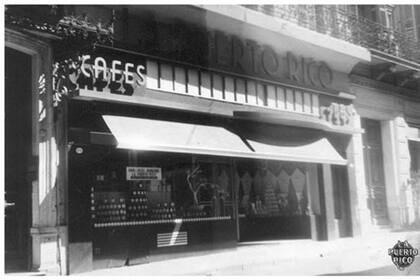 La fachada antigua que se parece mucho a la actual