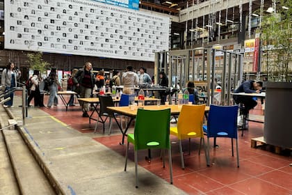 La FADU permanece abierta