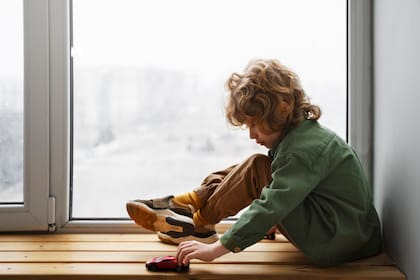 La falta de afecto en la infancia es considerada un tipo de violencia