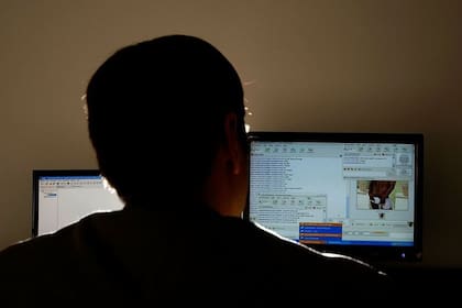 La falta de controles permitió que Omegle fuera un "coto de caza" para depredadores sexuales, según activistas y víctimas