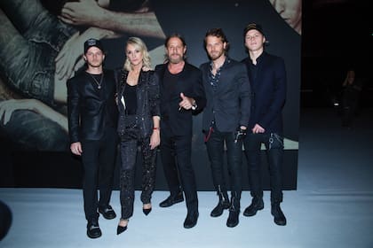 La familia a pleno en la presentación de colección en Obras Sanitarias