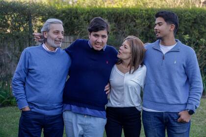 La familia Demirci: Ricardo, Iván, Marta y Brian