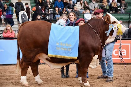 La familia Eder en la Exposición Rural de Palermo