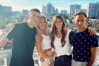 La familia elige Miami para vacacionar (Foto Instagram @yanilatorre)