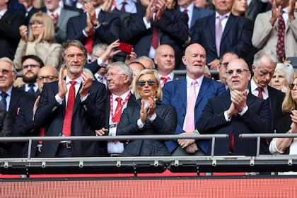 La familia Glazer está en la mira de los seguidores del United por los malos manejos en las últimas temporadas