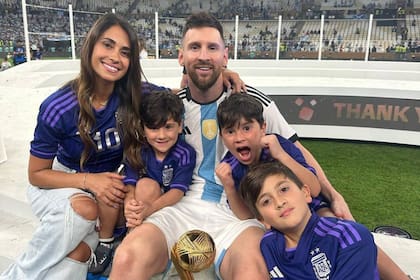 La familia Messi festejando la Copa del Mundo