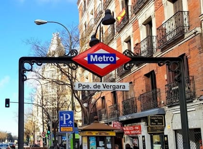 La familia resalta la facilidad del transporte público en Madrid