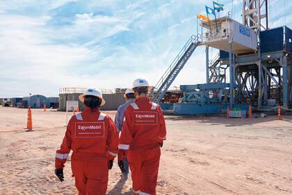 La familia Rey, dueña de Pluspetrol, le ganó la pulseada a otros jugadores y se quedó con los activos en Vaca Muerta que hacía un tiempo había puesto en venta la estadounidense ExxonMobil a cambio de US$1700 millones.