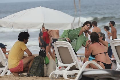 La familia unida: los Darín junto a la novia del Chino, Úrsula Corberó