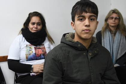 La familia y allegados de la víctima presenciaron el comienzo del debate