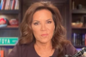 Quién es Michele Tafoya, la periodista de la NFL que saltó a la política
