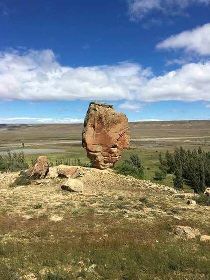 La famosa Piedra Clavada de Tres Lagos