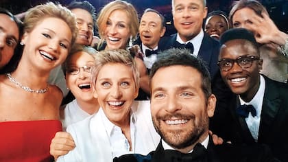 La emblemática selfie de los Oscar