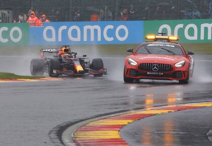 La farsa del Gran Premio de Bélgica 2021, donde los autos giraron detrás del Auto de Seguridad; el pronóstico señala lluvias para el fin de semana en Spa-Francorchamps